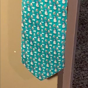 Vineyard Vines tie